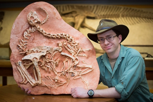 Hóa thạch khủng long romeo và juliet - 1