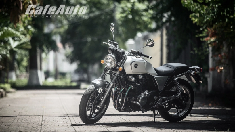 Honda cb1100 - niềm đam mê của những người yêu hoài cổ - 1