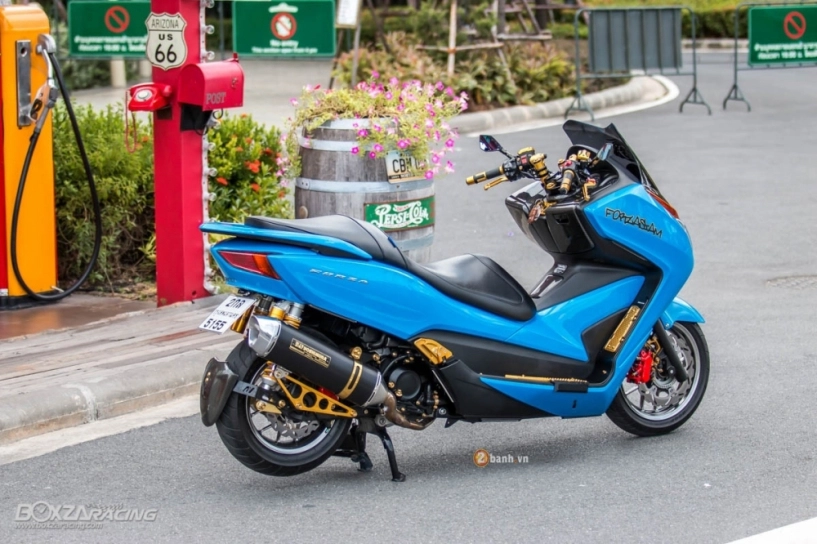 Honda forza 300 độ hàng loạt đồ chơi biker đầy phong cách - 13