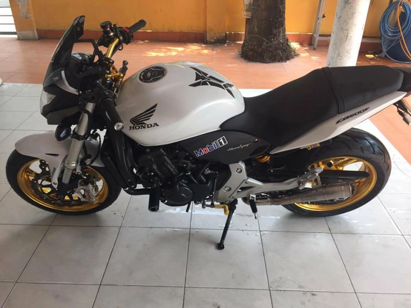 Honda hornet 600 lên đồ chơi ấn tượng - 4