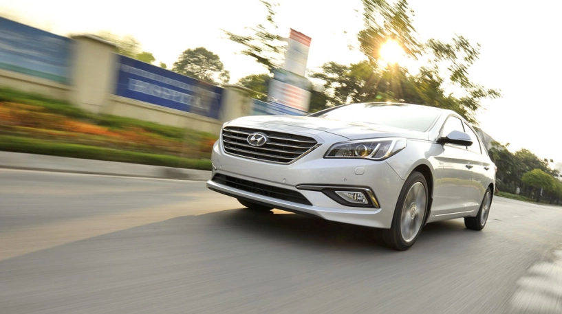 Hyundai sonata 2015 bất ngờ giảm giá sốc - 1