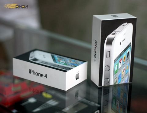 Iphone 4 màu trắng đầu tiên về vn - 1