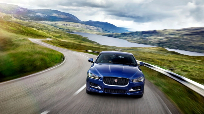 Jaguar xe 2015 chuẩn bị về việt nam - 1