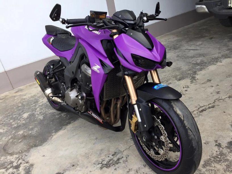Kawasaki z1000 nổi bật với phiên bản violet - 1