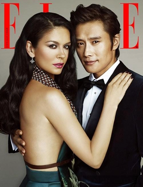 Lee byung hun tình tứ bên catherine zeta-jones - 1