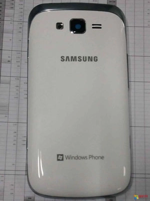 Lộ ảnh smartphone windows phone của samsung - 1
