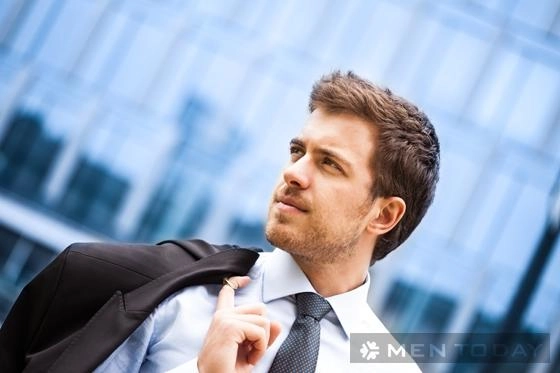 Lợi thế ngoại hình của nam trong công việc - 1