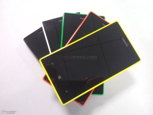 Lumia 830 bất ngờ xuất hiện ở trung quốc - 1
