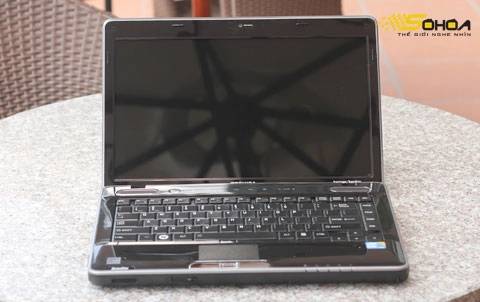 M500 laptop tầm trung của toshiba - 1