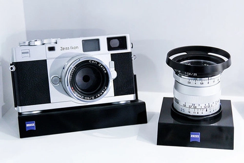 Máy ảnh phim rangefinder của zeiss ngừng sản xuất - 1