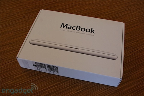 Mở hộp apple macbook vỏ nhựa mới - 1