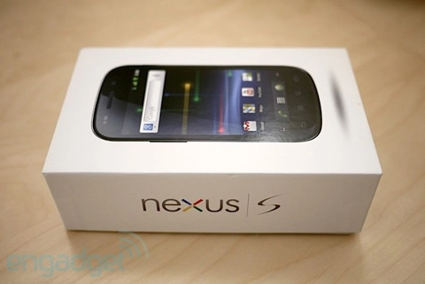 Mở hộp nexus s chạy android 23 - 1