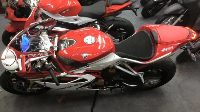 Mv agusta f4 rc 2015 giá 135 tỷ vừa về việt nam đã có chủ - 1