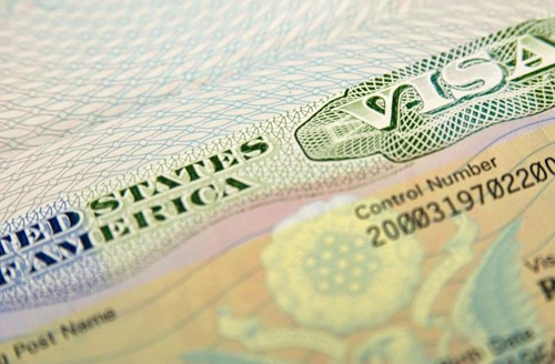 Mỹ thắt chặt kiểm tra visa sau khủng bố - 1
