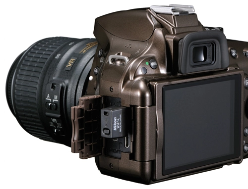 Nikon d5200 cảm biến 24 chấm 39 điểm lấy nét ra mắt - 1