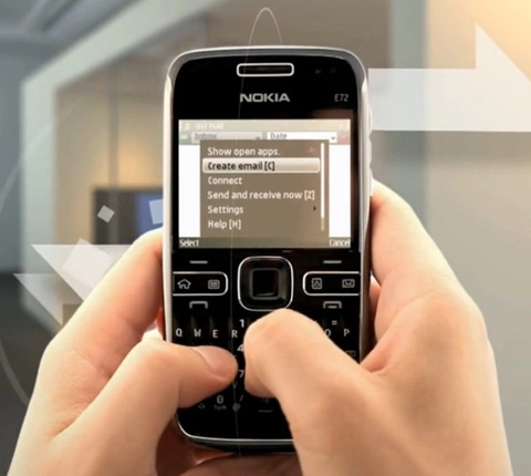 Nokia e72 hậu duệ của e71 - 1