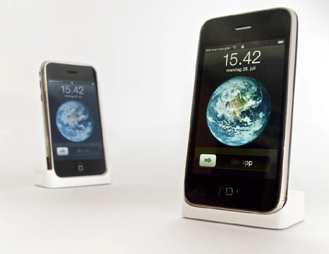 Nokia n97 vs iphone 3gs - 1