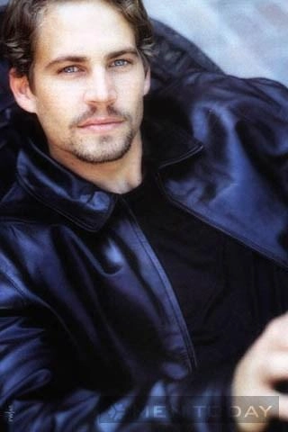 Phong cách thời trang đơn giản và nam tính của paul walker - 11