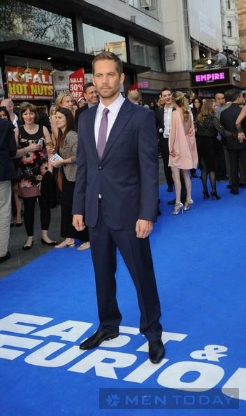 Phong cách thời trang đơn giản và nam tính của paul walker - 25