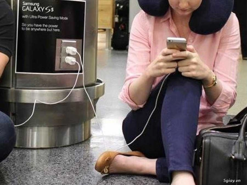 Samsung chọc tức ifan tại các sân bay ở mỹ - 2