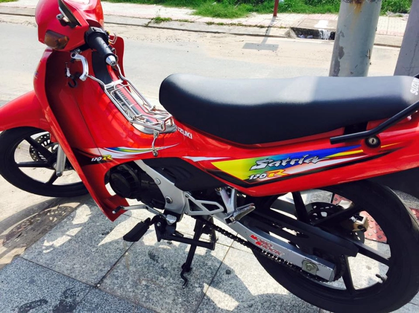 Satria 2000 con xe phong cách thời hiện đại - 1