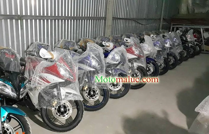 Showroom motobike khuyến mãi yamaha r15 - 2