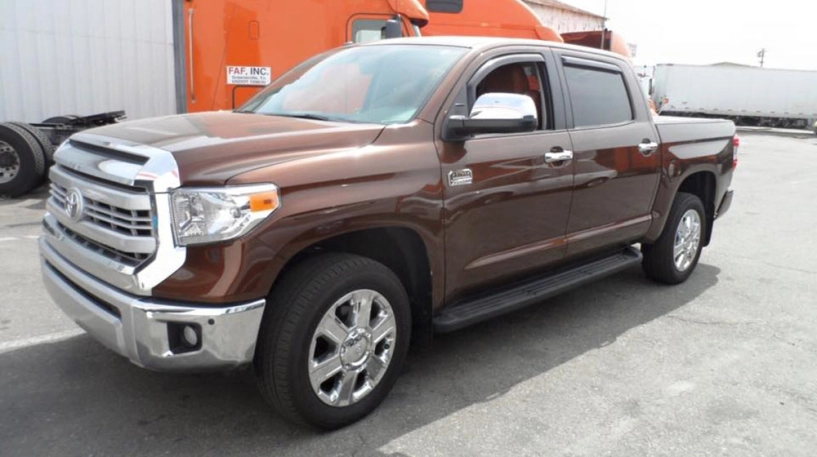 Toyota tundra phiên bản giới hạn thứ 2 về việt nam - 1