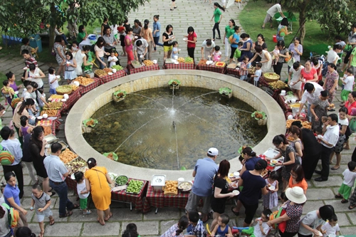 Vào năm học mới bé háo hức chơi back to school - 1