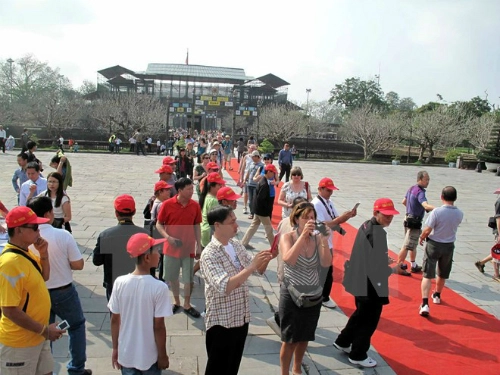 Việt nam trở thành điểm du lịch ưa thích của người trung quốc - 1