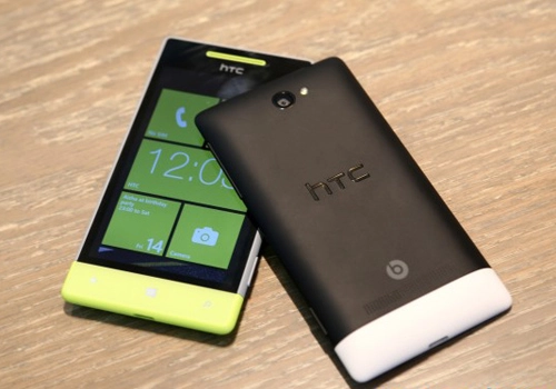 Windows phone htc 8s trở lại vn với giá rẻ một nửa - 1