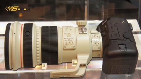 Xem nội thất ống kính canon ef 200mm và 1d mark iv - 4