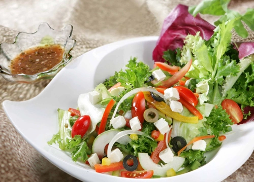 3 món salad cho ngày nắng nóng - 1