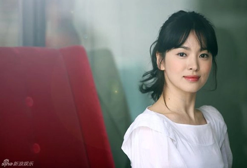 4 kiểu tóc gây sốt của song hye kyo - 17