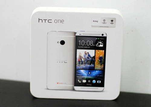 Ảnh đập hộp htc one bản thương mại vừa có mặt ở việt nam - 1