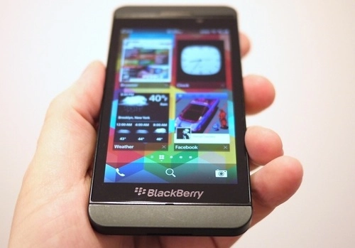 Ảnh thực tế blackberry z10 - 1