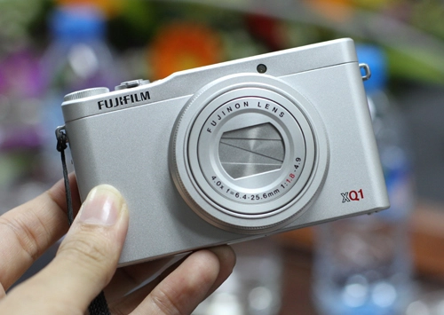 Ảnh thực tế fujifilm xq1 tại việt nam - 1