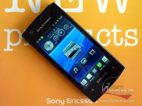 Ảnh thực tế sony ericsson st18i chạy android - 1