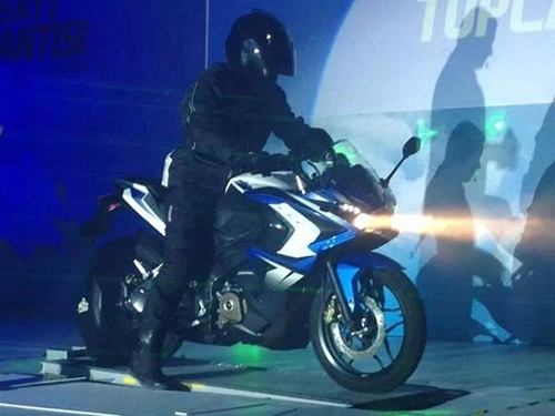 Bajaj pulsar 200ss mẫu sportbike giá rẻ vừa được ra mắt - 1