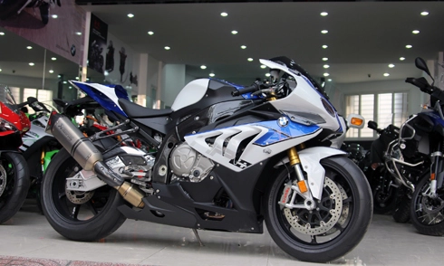 Bmw hp4 đầu tiên về việt nam - 1