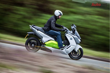 Bmw ra xe scooter điện khỏe - 2