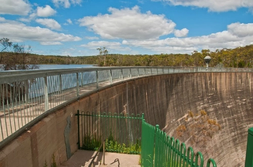 Bức tường biết buôn chuyện ở australia - 1