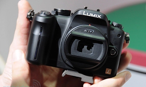 Camera 3d thay ống kính của panasonic - 1