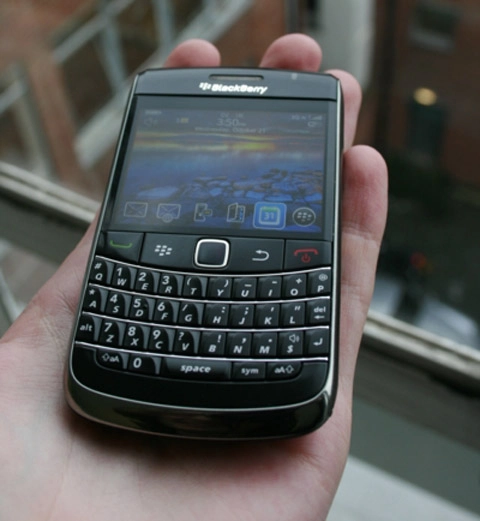 Cận cảnh blackberry bold 9700 - 1