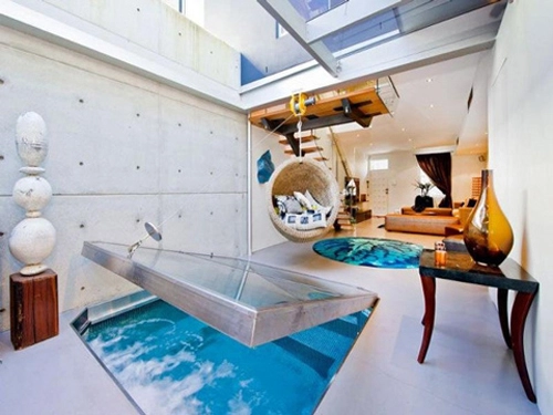 Căn nhà có bể bơi trong phòng khách - 1
