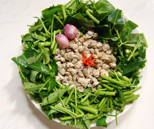 Canh hến nấu rau muống - 1