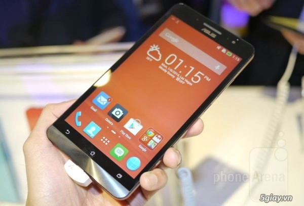 ces 2014 ra mắt zenfone 6 - phablet giá rẻ từ asus - 1