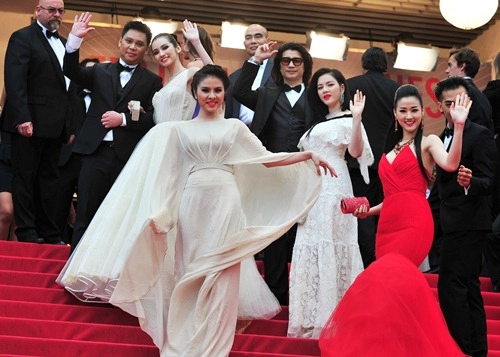 Chấm điểm thời trang sao việt tại cannes 2013 - 2