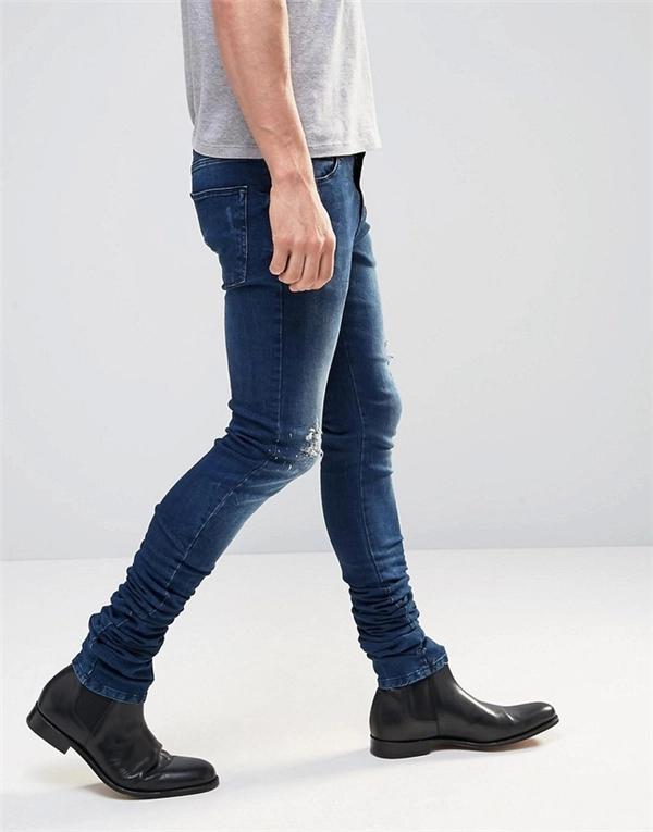 Chiếc quần jeans dài quái dị khiến người mua phát điên - 7