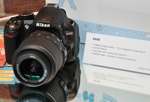 Chiêm ngưỡng d3100 của nikon - 1