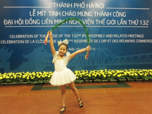 Con yêu múa thích vận động - 1